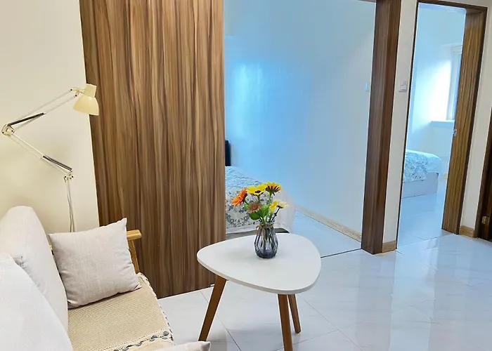 Appartement Partial Ocean View Opposite The Us Embassy Manille